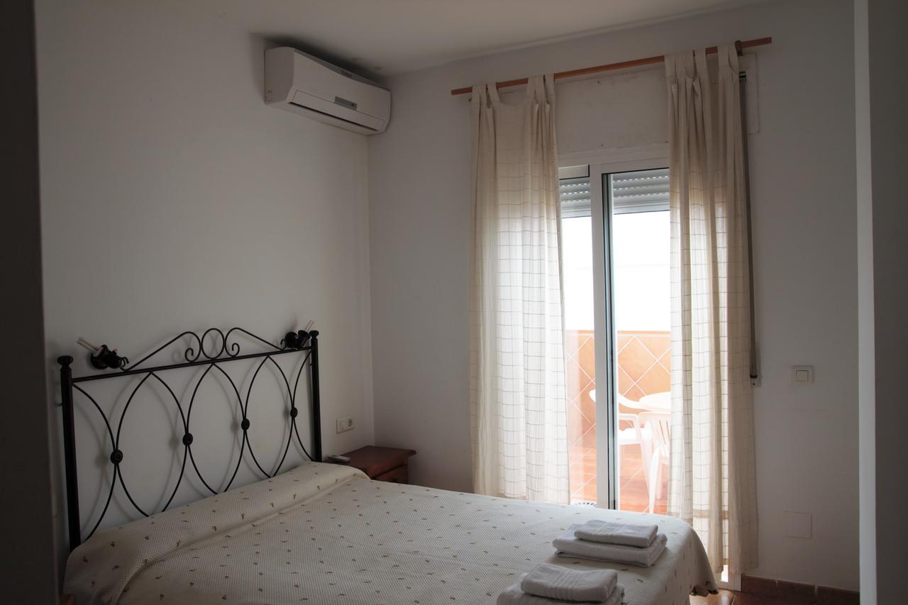 Easy Nerja Apartments Eksteriør billede